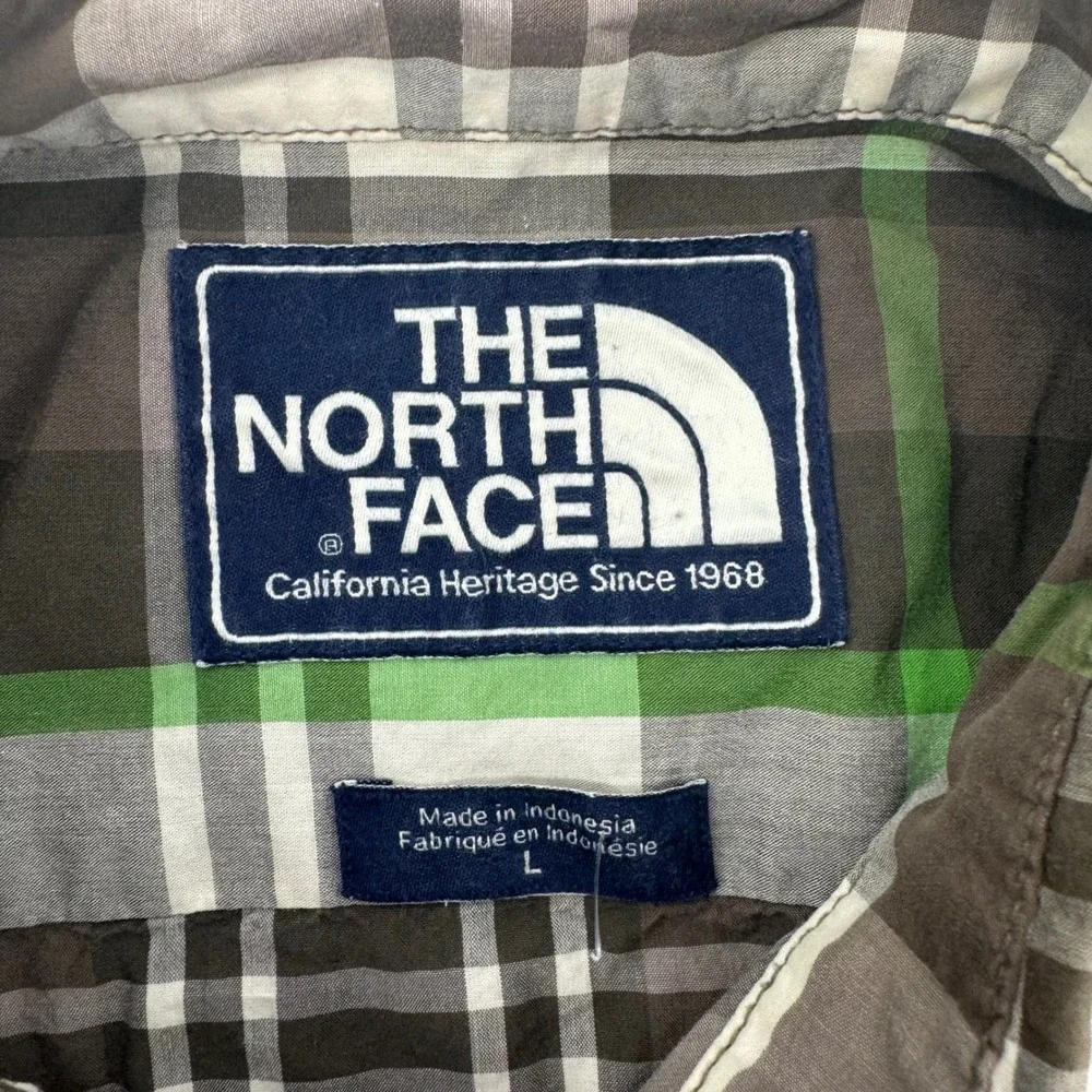 The North Face‎ Mens Plaid Short Sleeve Button Up Shirt Casual Outdoors